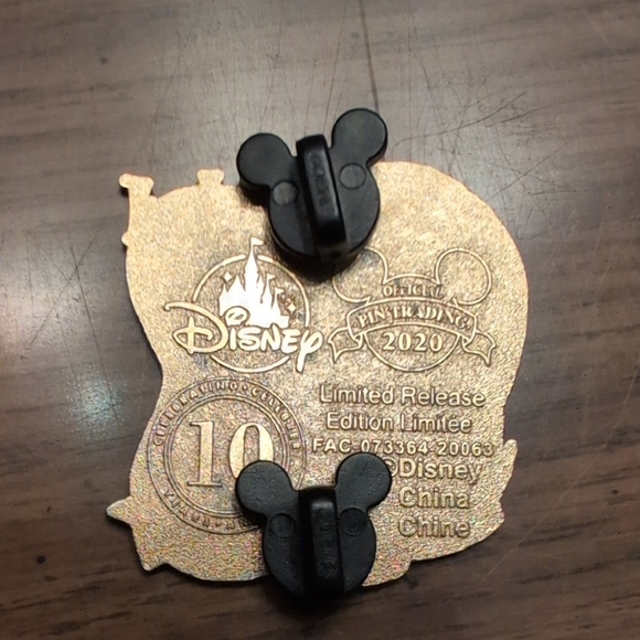 Disney Tangled Pin Collection - Picture 8 of 12